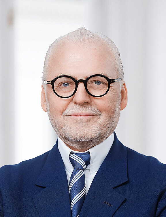 Wolfgang Rosam Wolfgang_Rosam_@_Ian_Ehm_Portrait.jpg